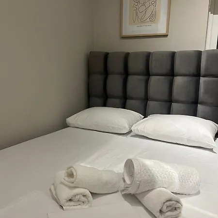 Διαμέρισμα Silver's